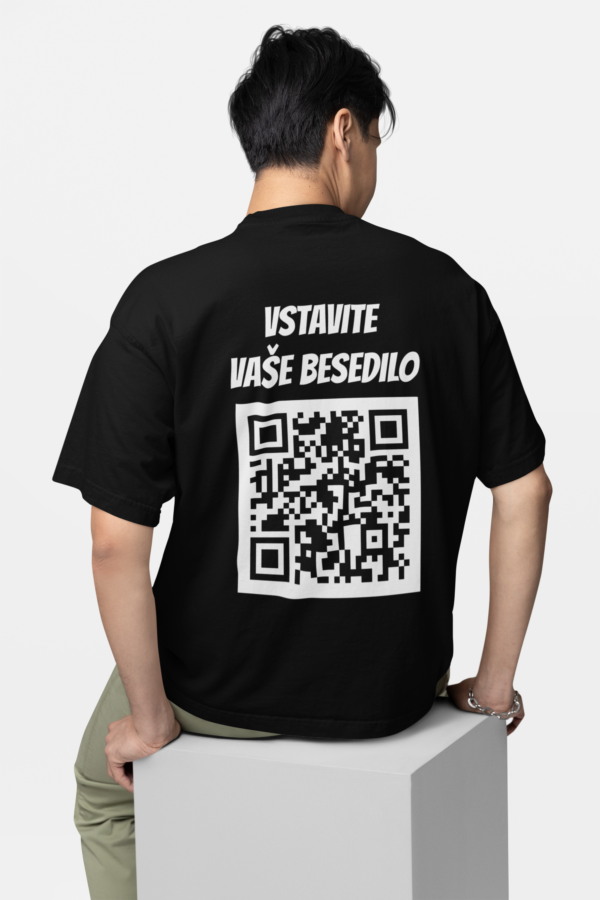 Custom text T-shirt - Oversized - Image 2